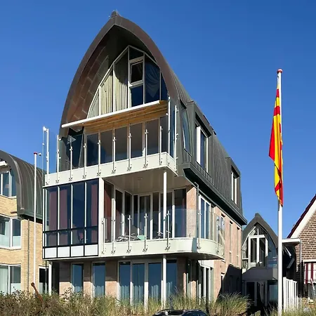 House On Egmond Boulevard *