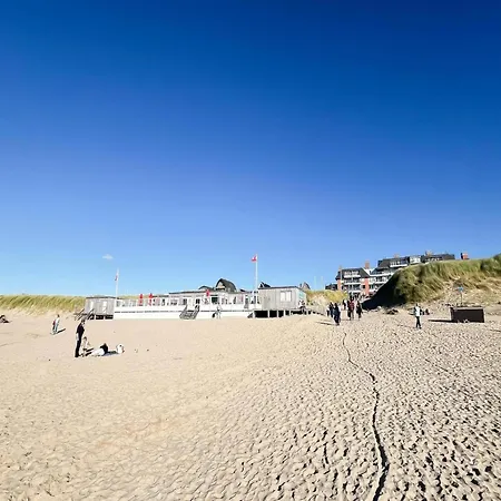 House On Egmond Boulevard *